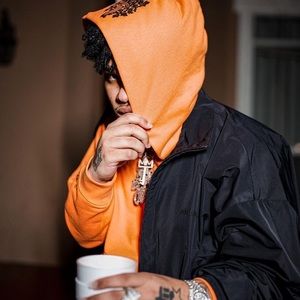 Meet your Posher, Derrick